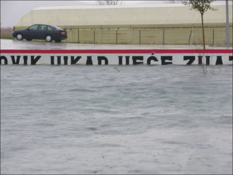 natpis preko Norilja2